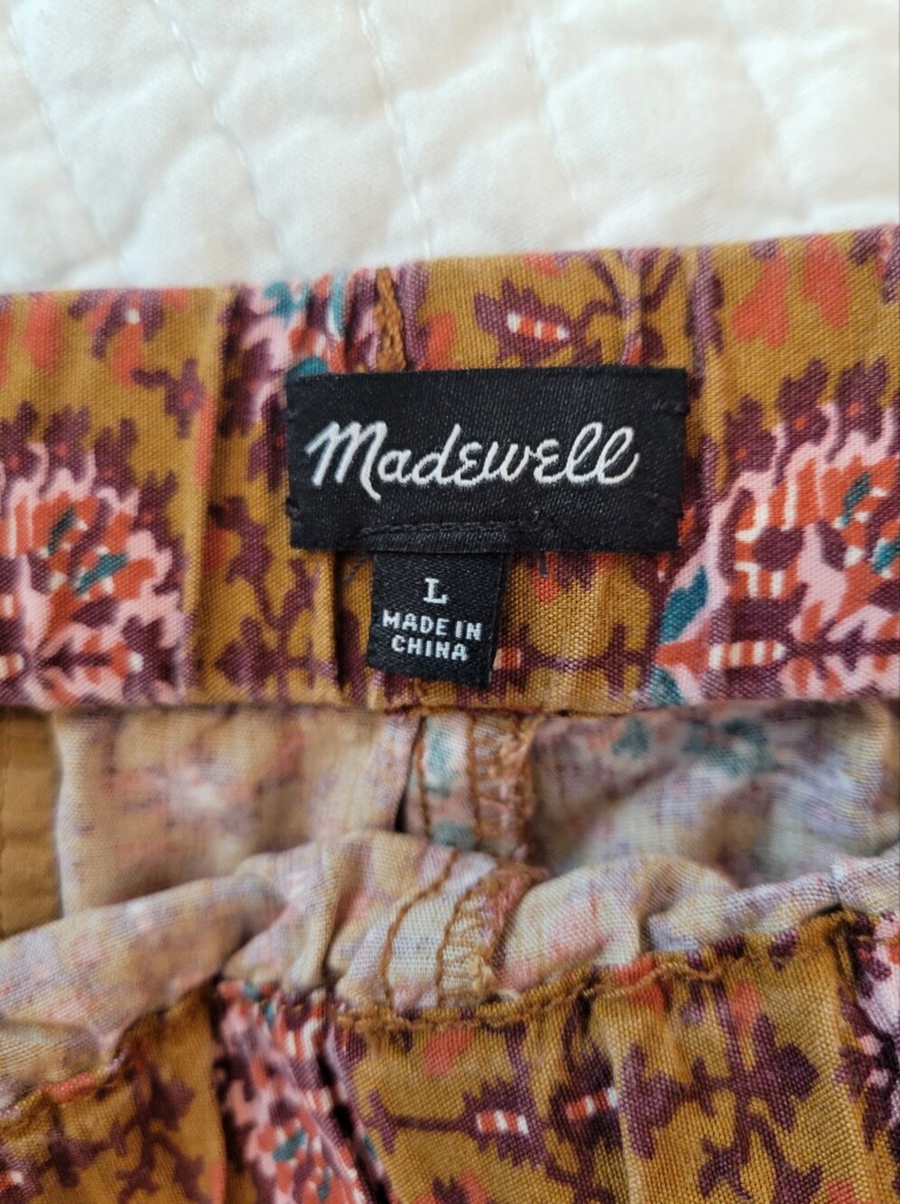 Madewell Floral Print Elastic Waist Shorts in Rust and Pink - Picture 3 of 8